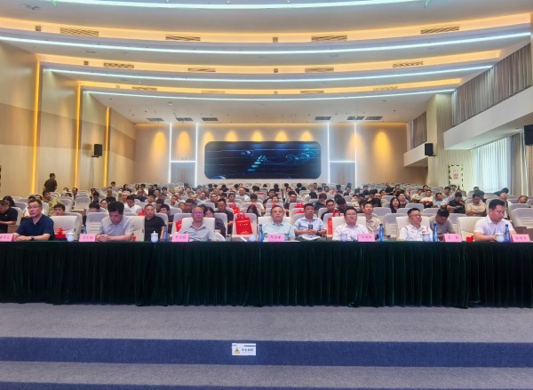 图片 3.jpg 图片 3.jpg